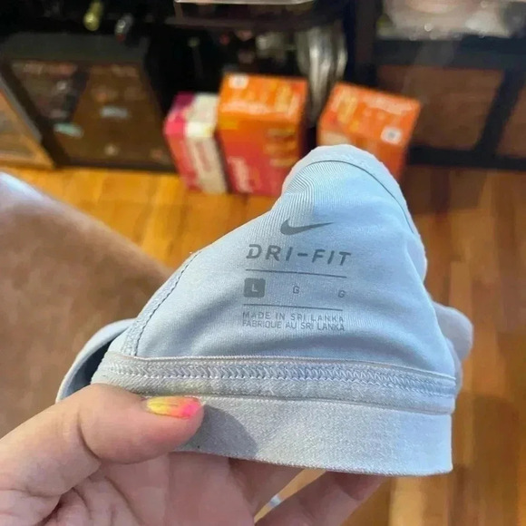 Light blue nike‎ razor back sports bra - size L - Picture 3 of 3